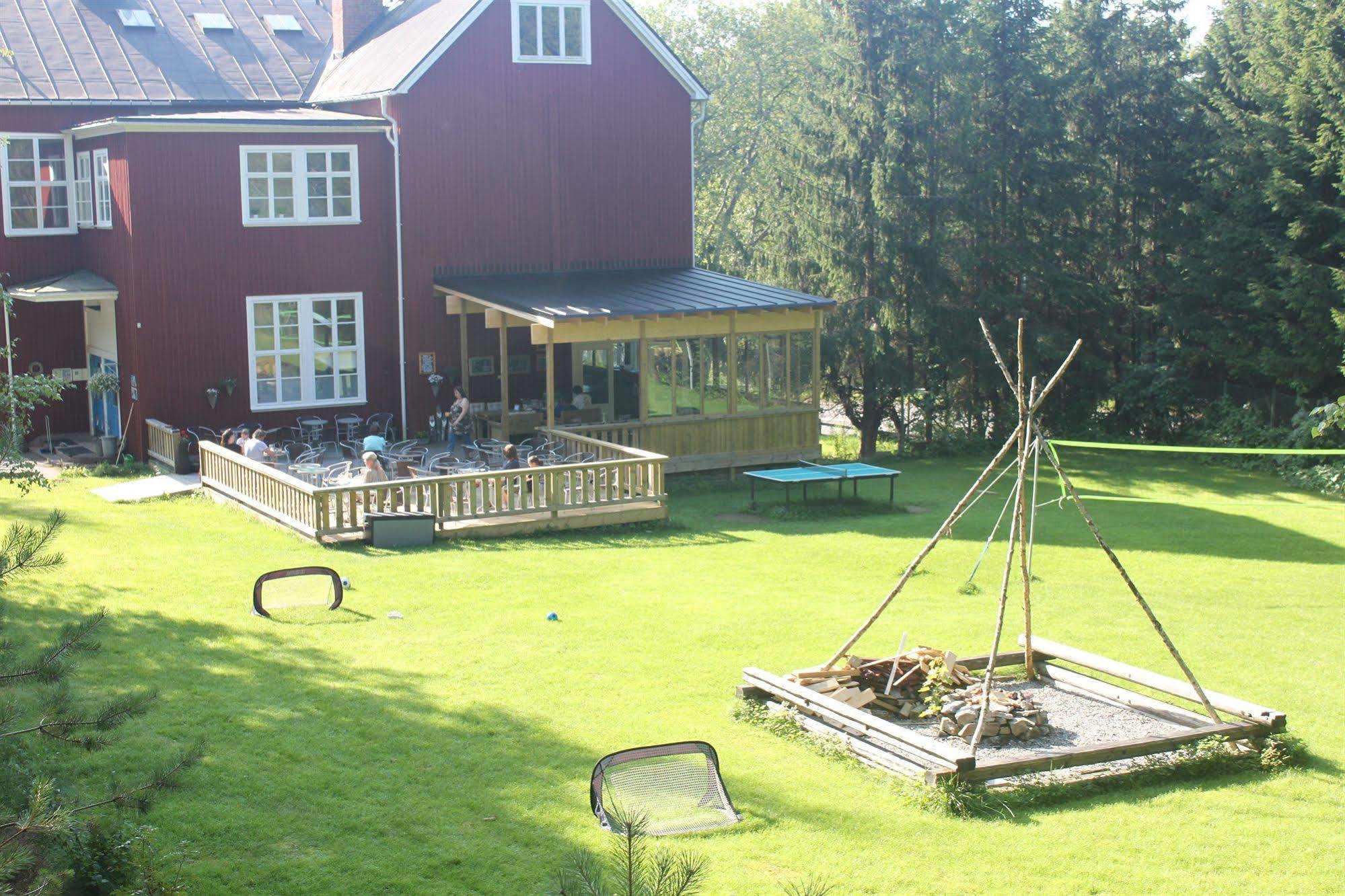 Guesthouse Eleven Hotel Arvika Luaran gambar