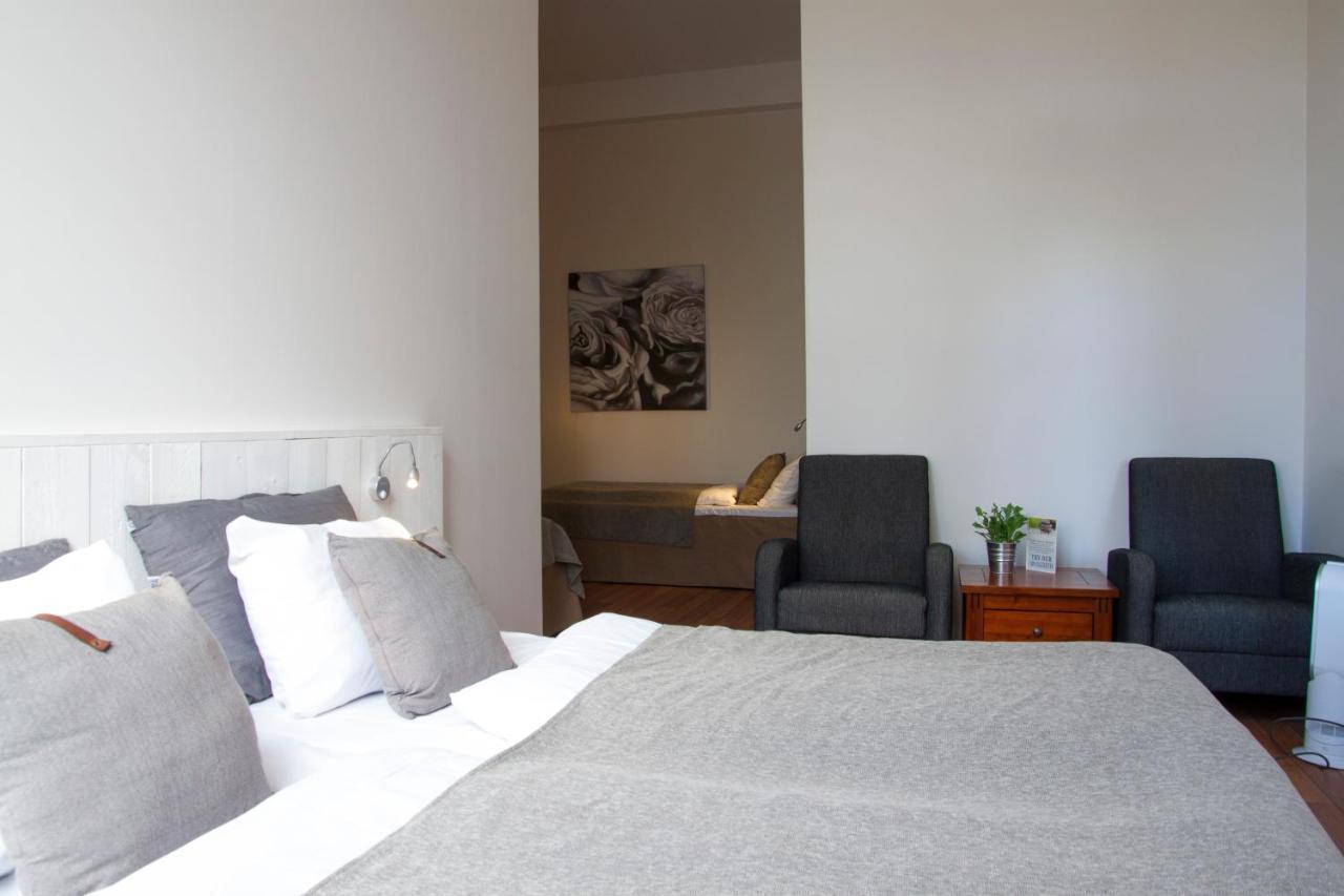 Guesthouse Eleven Hotel Arvika Luaran gambar